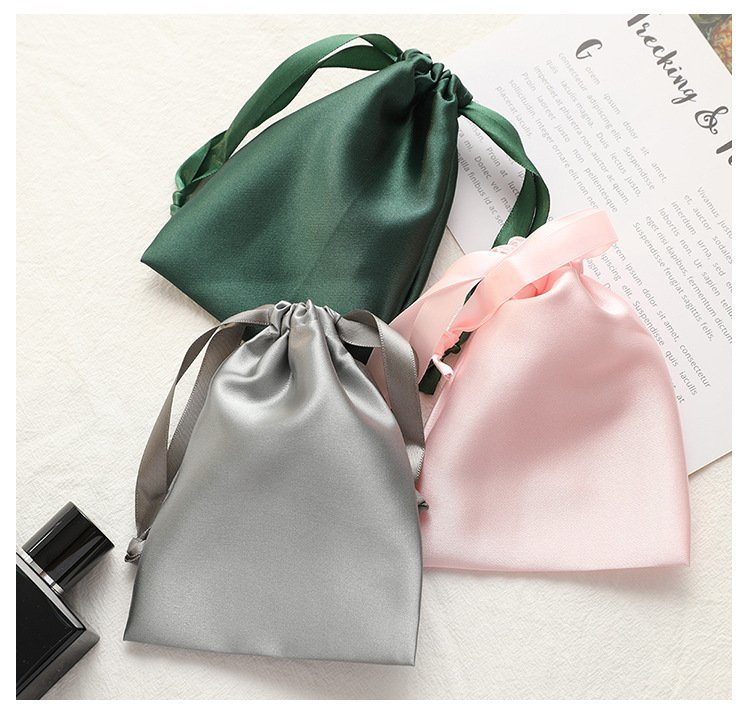 Custom Luxury Thick Silk Satin Drawstring Bundle Dust Hair Extension Bag with Logo Printing
