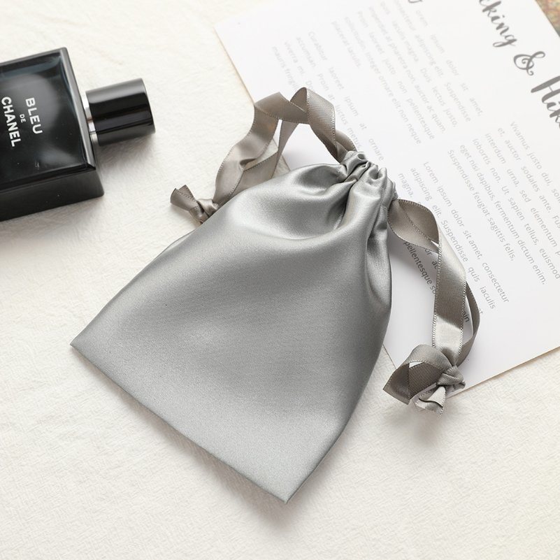 Custom-Luxury-Thick-Silk-Satin-Drawstring-Bundle-Dust-Hair-Extension-Bag-with-Logo-Printing (3)