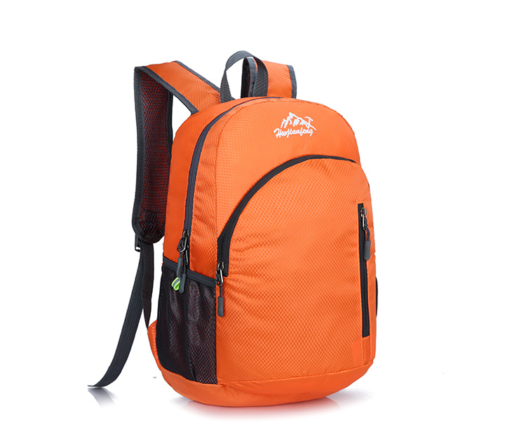 Folder-Ripstop-Polyester-Backpack-Bag-Polyester-Lightweight-Folding-Backpack (1)